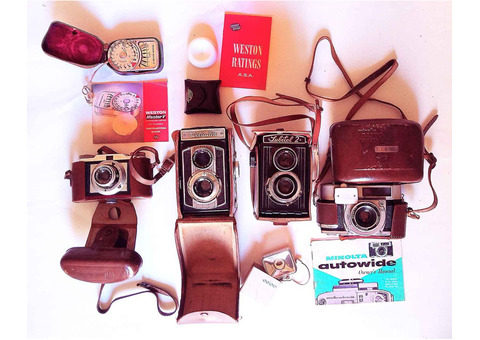 Vintage συνολο τεσσαρων φωτογραφικων συν φωτομετρο χειρος